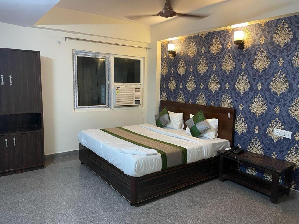 Hotel Dream Taj Family Rooms 200Mtr From Taj Mahal Agra  Exterior photo